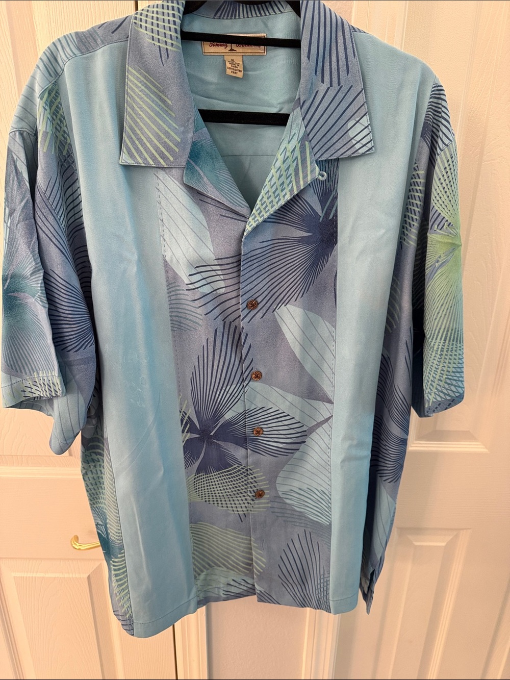 Tommy Bahama Blue Tropical Print Short-Sleeve Button-Down Shirt